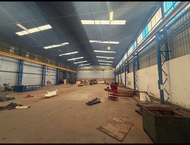 2,808M² WAREHOUSE TO LET IN ALRODE